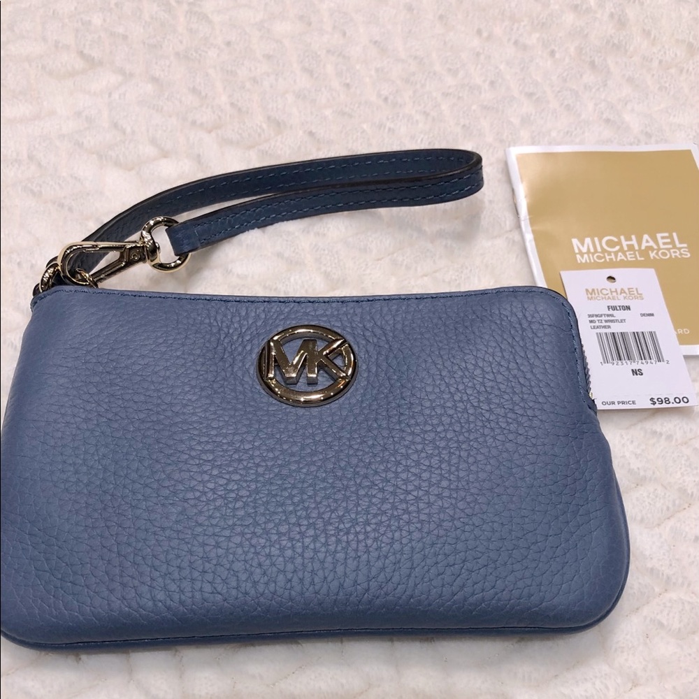 Michael Kors Wristlet